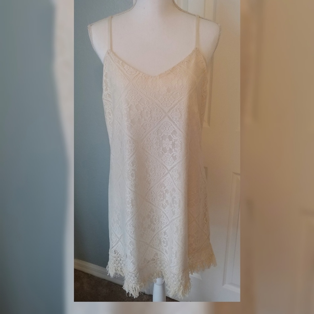 Lace dress
